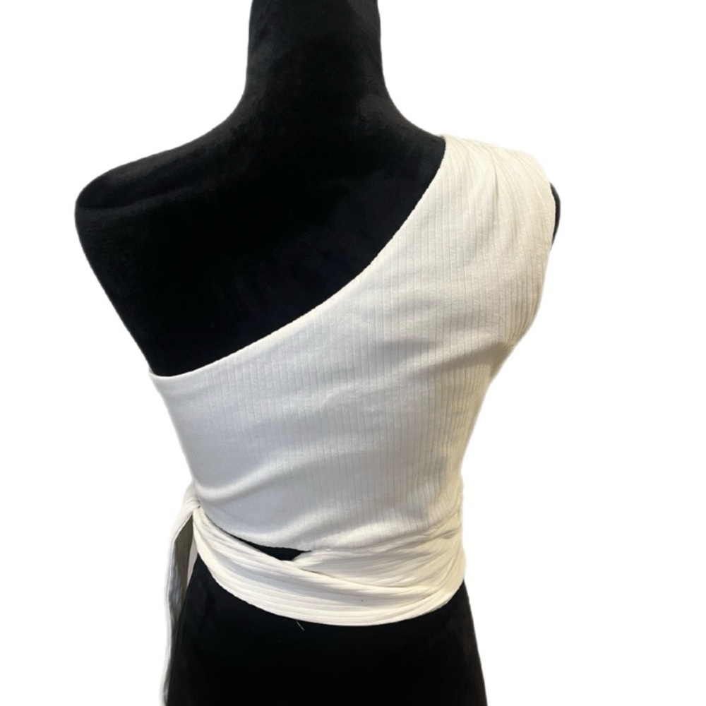 NWT Lovers + Friends Ivory Ribbed One-Shoulder Top- medium - Picture 3 of 4